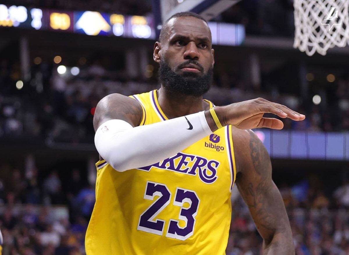 no pudo evitar la derrota frente a Nuggets. Créditos: @Lakers en X