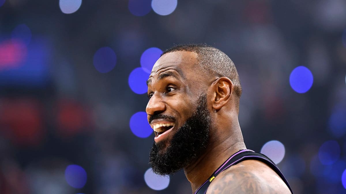 LeBron James se acerca a una decisión y se perfila para una última batalla Warriors-Cavaliers