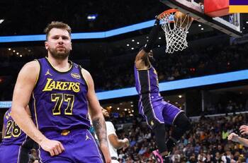 Junten miedo: LeBron y Doncic se entienden cada día mejor y ahora dejaron una icónica imagen viral