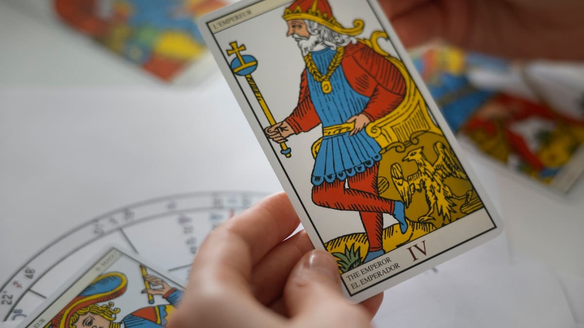 Tarot para este lunes 9 de Octubre: Las cartas están sobre la mesa