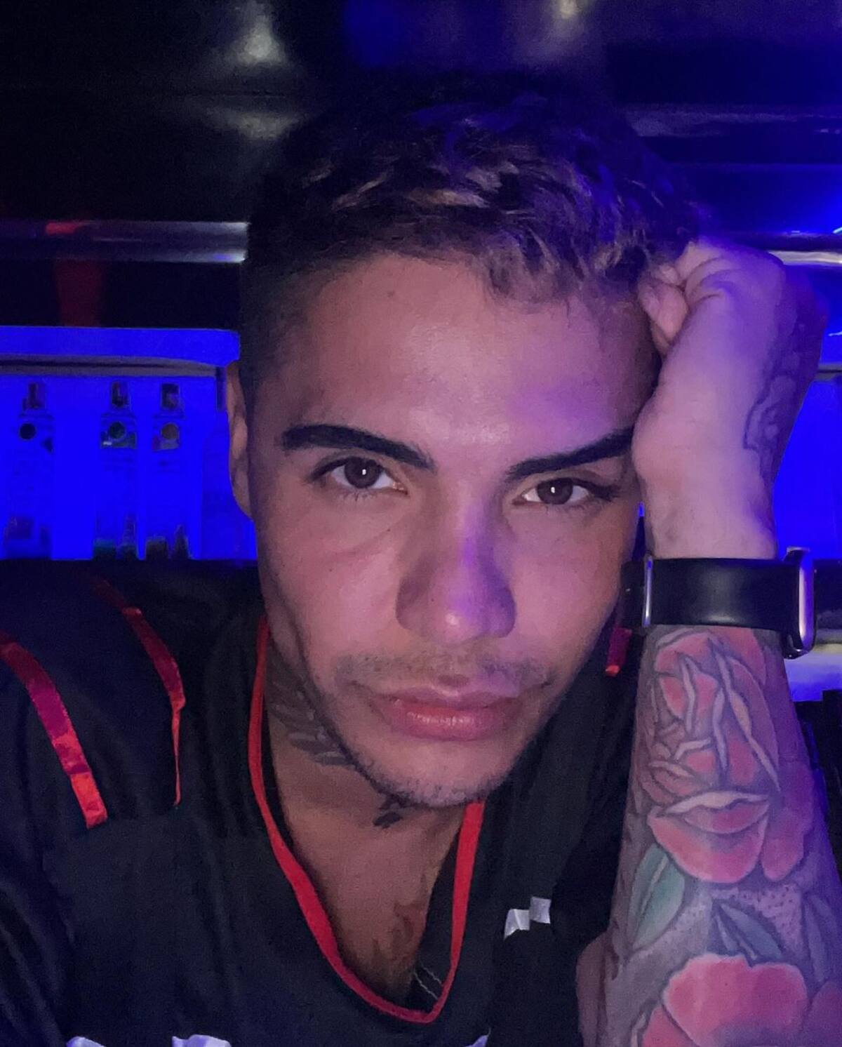 Leo Méndez se pronunció tras el inicio del Mes del Orgullo