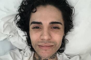 Todo lo que se sabe del complejo estado de salud de Leo Méndez Jr.