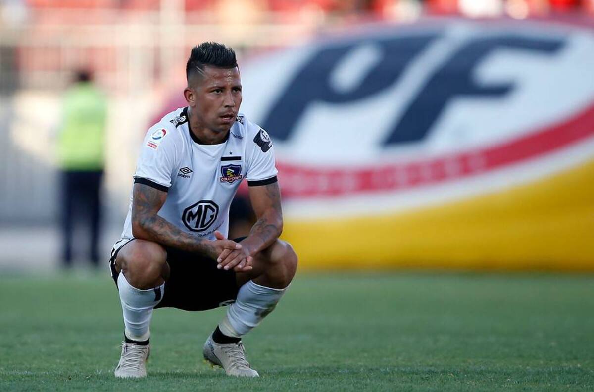 Grupo de comunicadoras pide que Leonardo Valencia sea relegado de Colo Colo