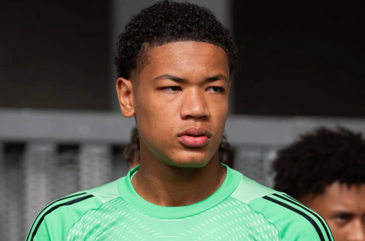 ¿Quién es Leonard Prescott, arquero de 16 años que debutará en plena Champions League por el Bayern Múnich?