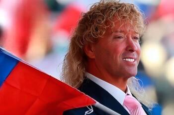 Los especiales y millonarios regalos de Leonardo Farkas a los habitantes de Huasco