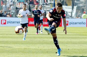 Fue desaprovechado en la U, su pase cuesta 7 millones de dólares y ahora se lo pelean Boca y River