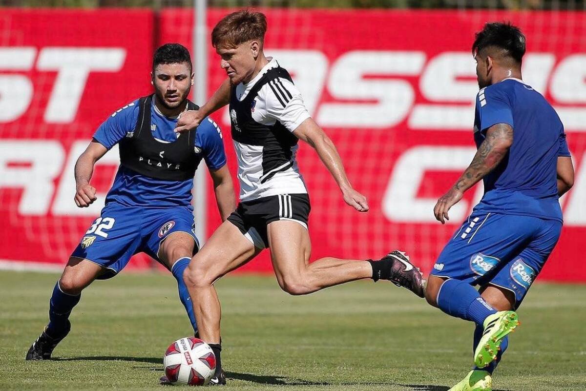 El volante Leonardo Gil participó en la goleada de Colo Colo sobre Barnechea.