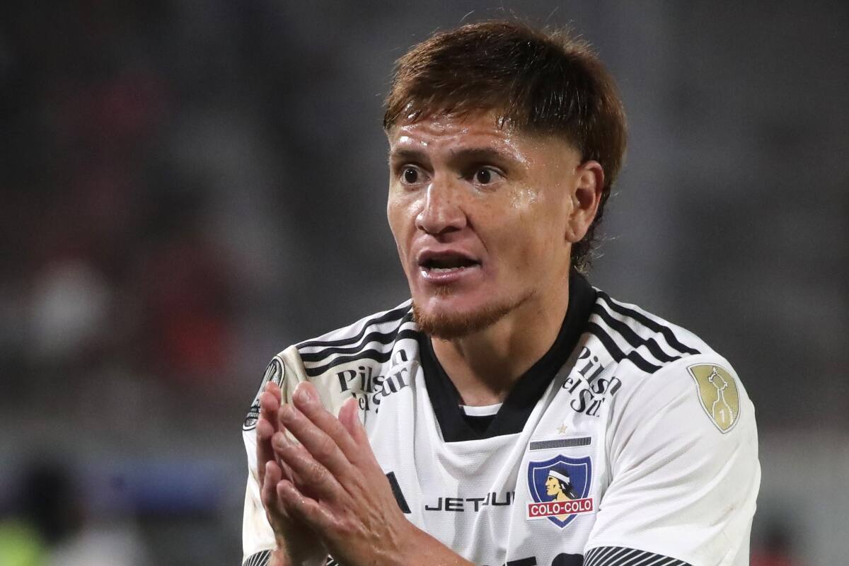 Leonardo Gil dejaría Colo Colo.