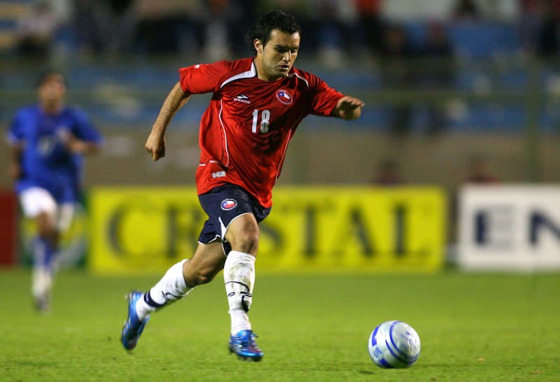 En 2006 tuvo la oportunidad de defender los colores de La Roja.