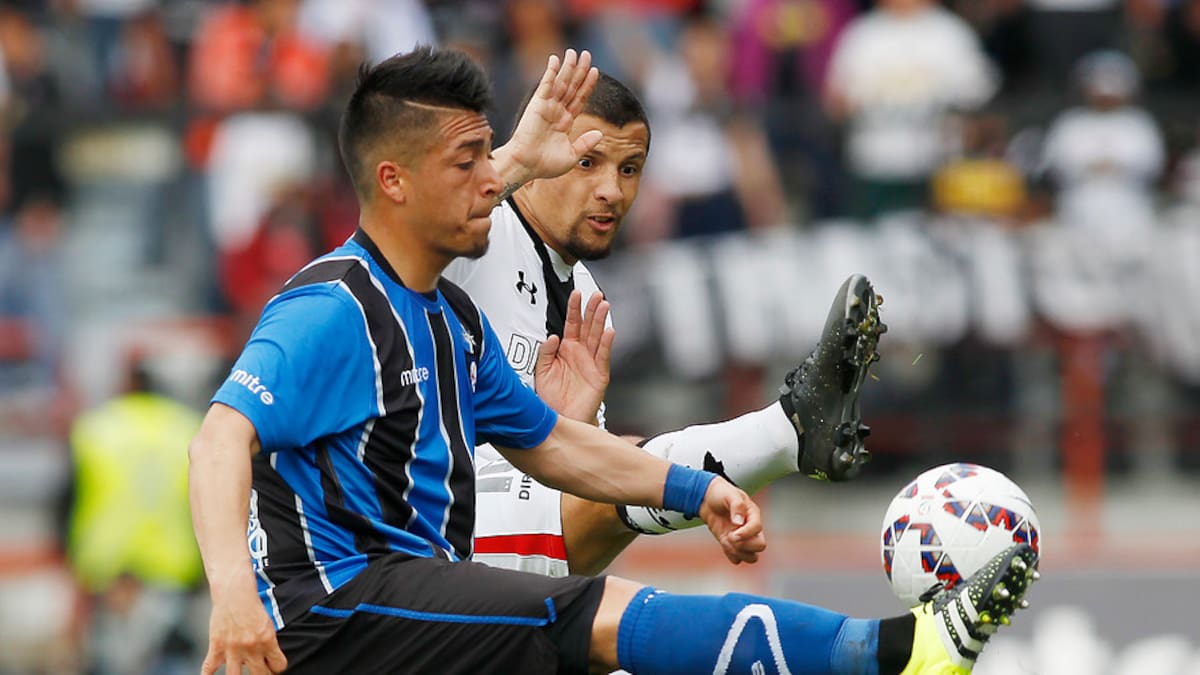 No encontró club en el profesionalismo: campeón del fútbol chileno fue presentado en equipo amateur