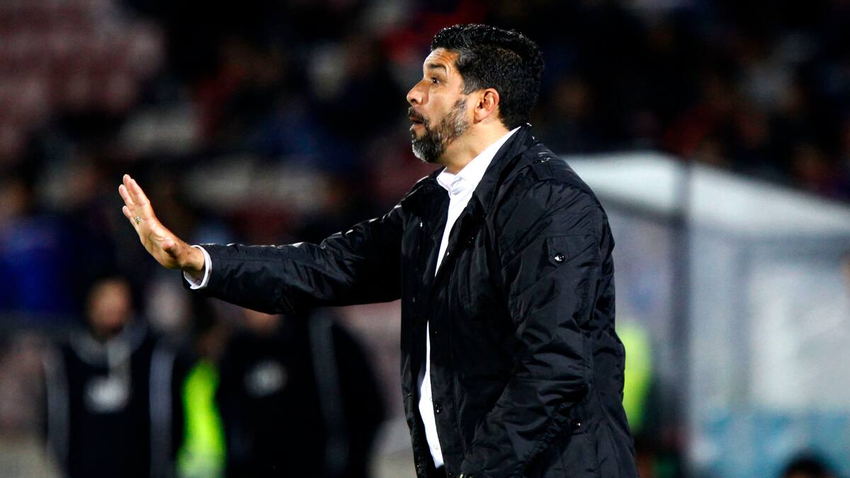 La única banca disponible de la Liga de Primera tendría nuevo DT: un ex Colo Colo regresa al fútbol chileno