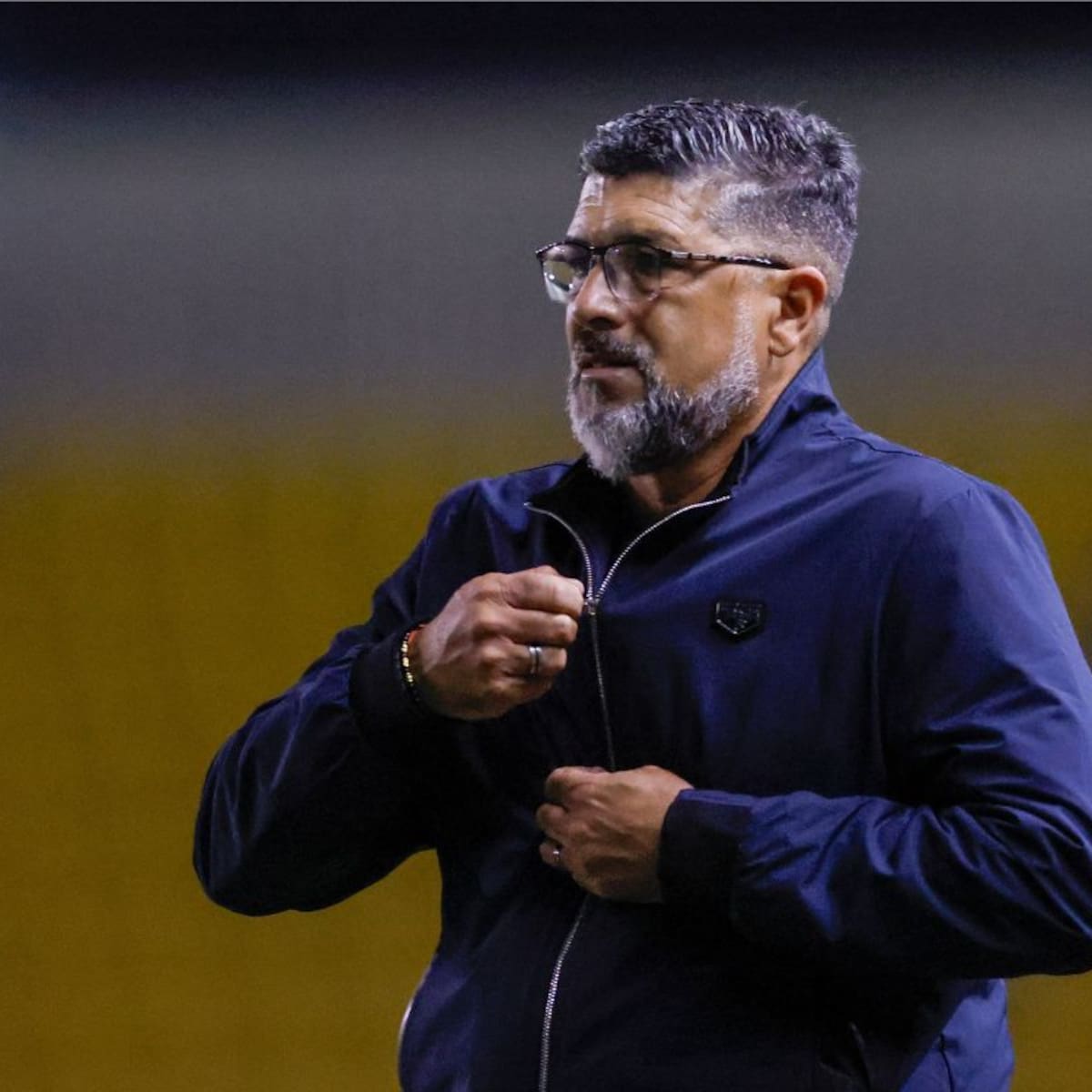 Se fue inesperadamente del fútbol chileno y hoy vive grave problema médico en Uruguay: está en la UCI