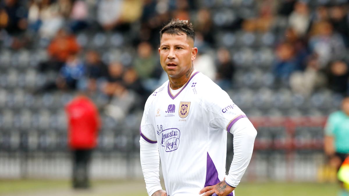 Leonardo Valencia rompe el silencio ante los rumores de una posible salida de Deportes Concepción