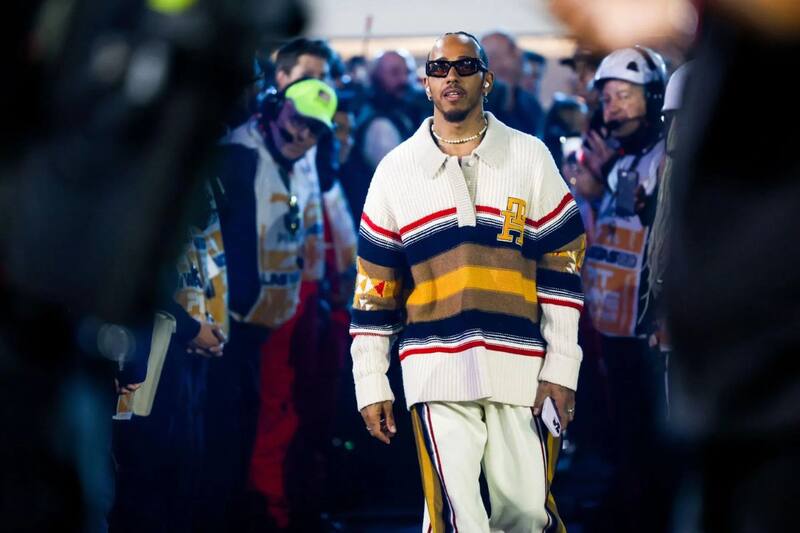 habría vuelto a activar su perfil en exclusiva app de citas. Foto: EFE.