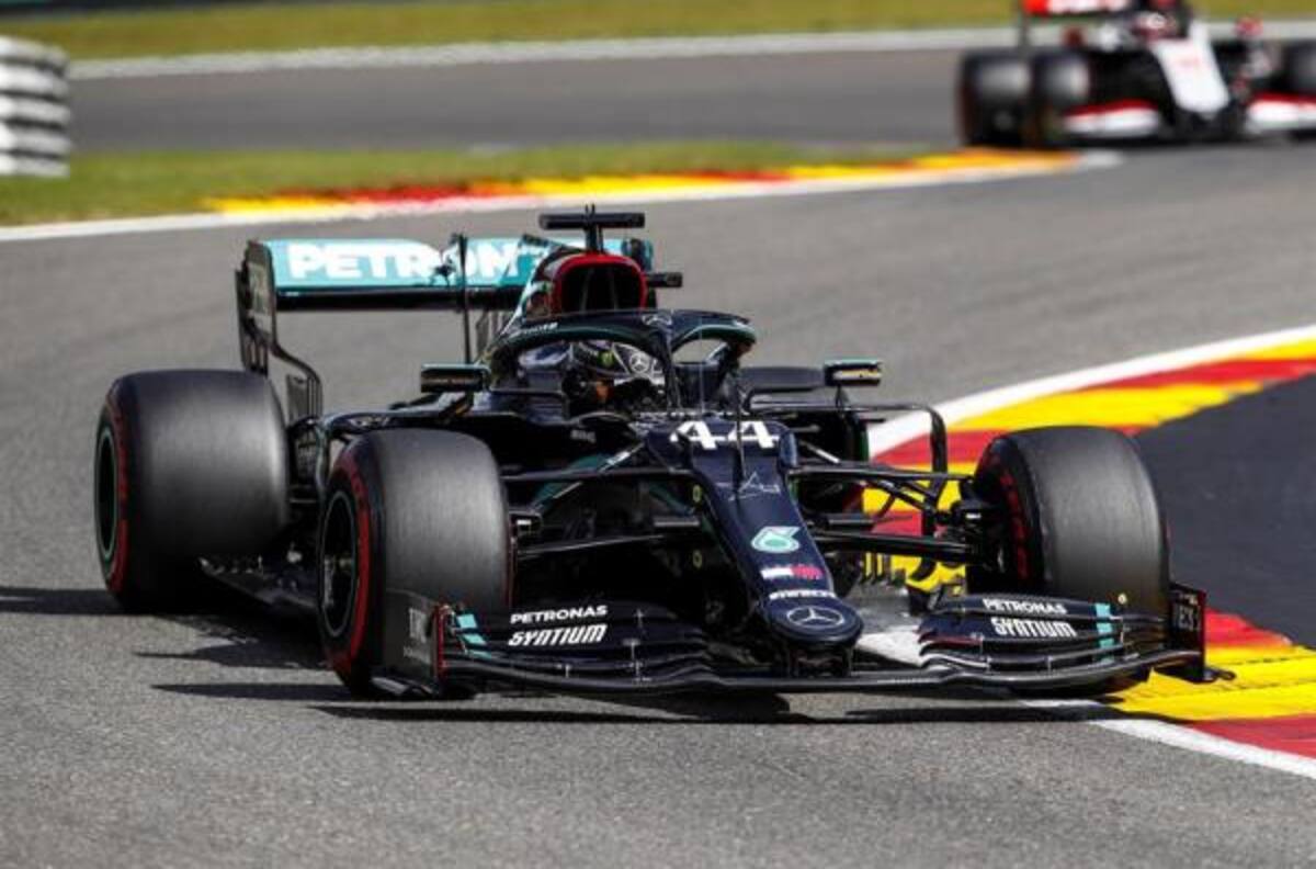Lewis Hamilton se quedó con la pole position en el GP de Italia
