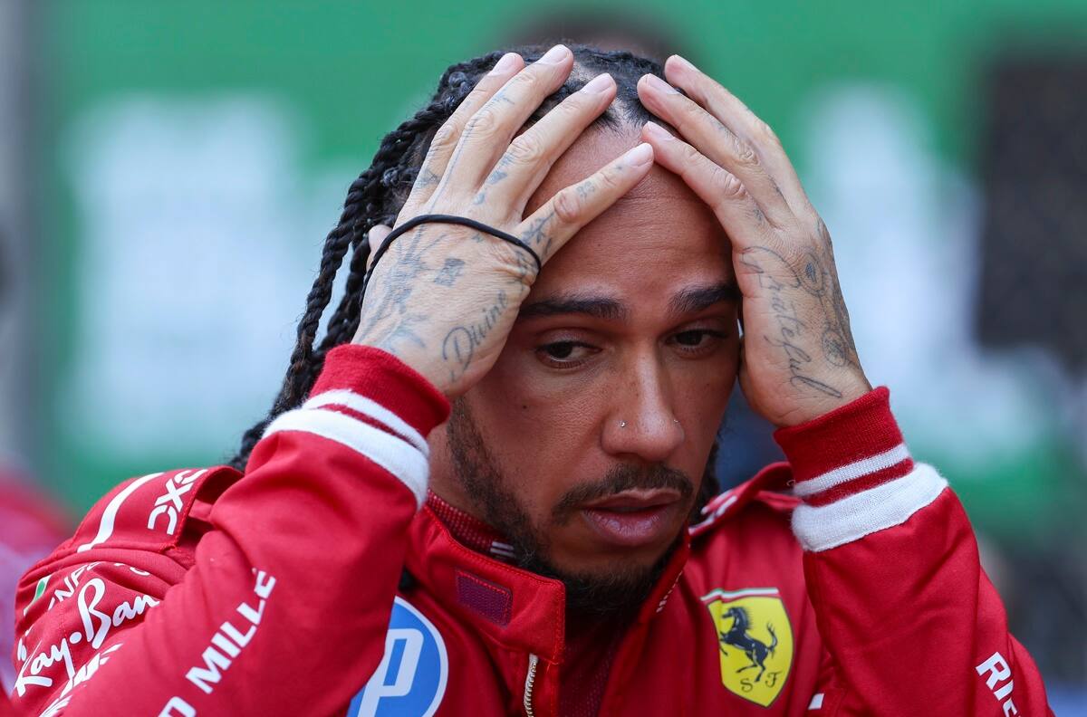 “Murió en mis brazos”: Lewis Hamilton y la enorme pena que lo golpea