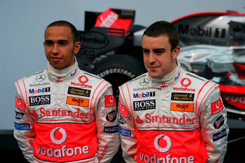 El británico debutó el mismo año que el bicampeón del mundo llegó a McLaren. Foto: Archivo