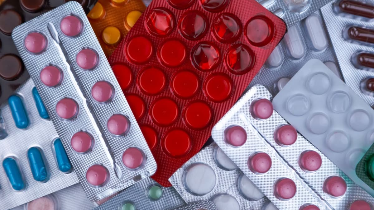 Minsal añadió 32 nuevos medicamentos a la Ley Cenabast: los remedios que se podrán comprar con hasta un 90% de descuento