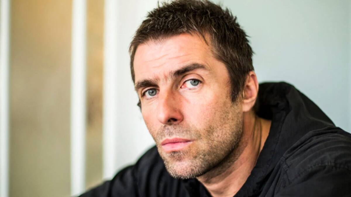Liam Gallagher mandó a Wuhan a los creadores de la camiseta del City