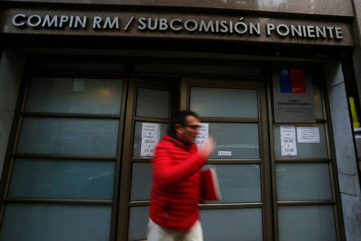 Revisa las consecuencias por presentar una licencia falsa. créditos: ATON.