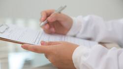 Trabajadores que presenten licencias médicas falsas arriesgan cárcel y multas de hasta $16.000.000