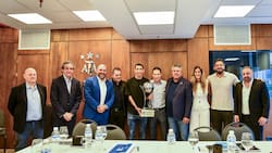 Fueron a buscar la copa al escritorio: Chiqui Tapia protagoniza el mayor escándalo reciente del fútbol argentino