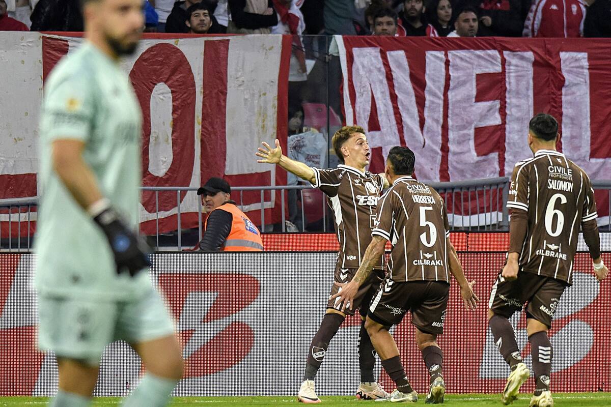Platense venció a Huracán.
