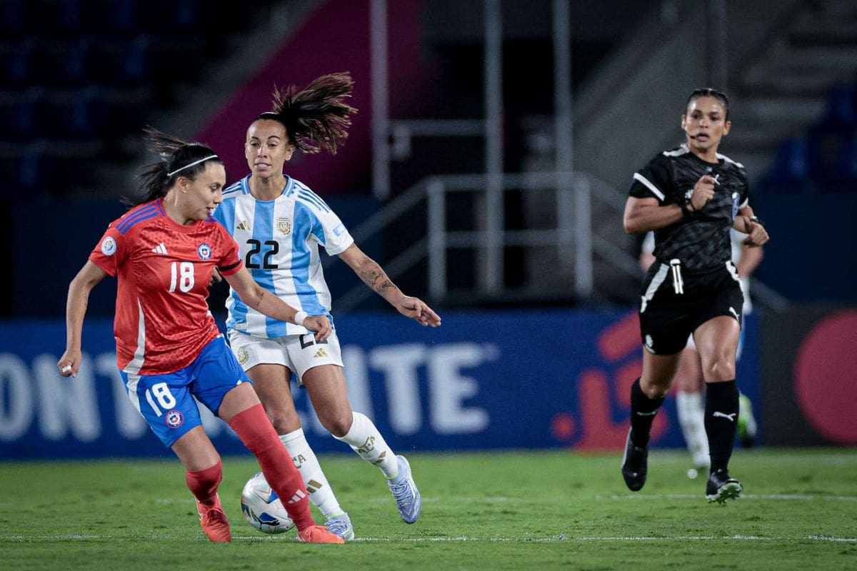 Chile recibe a Argentina esta noche, en el arranque de la triple fecha clasificatoria al Mundial. Foto: Prensa Conmebol.