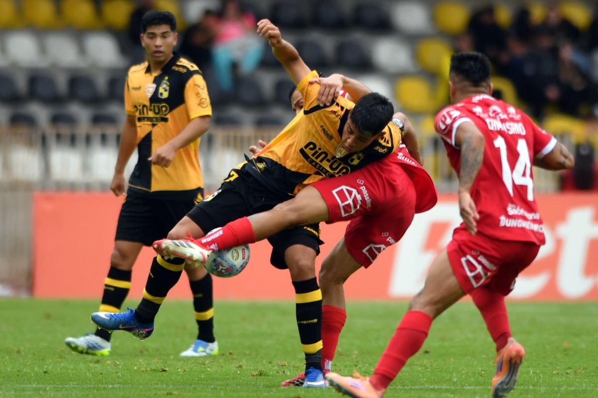 Coquimbo Unido recibe a Ñublense en el Sánches Rumoroso. Foto: Agencia Aton.