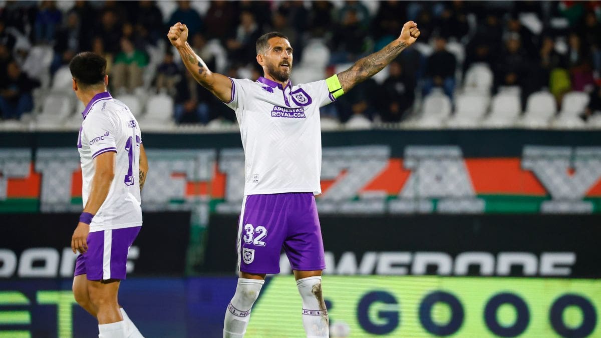 De la mano de Larrivey: Deportes Concepción sumó puntos de oro ante Palestino