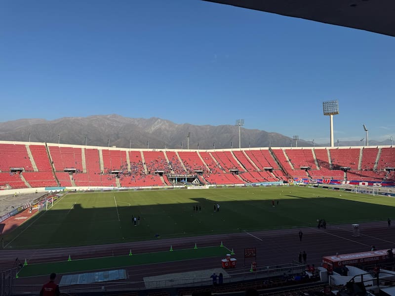 U. de Chile vs La Calera.