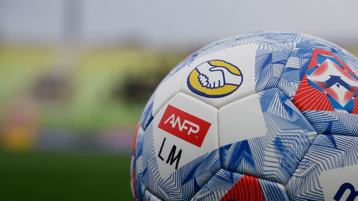 ANFP confirmó días y horas para cuatro fechas: Programados el Clásico Universitario y la primera visita de Colo Colo al Claro Arena