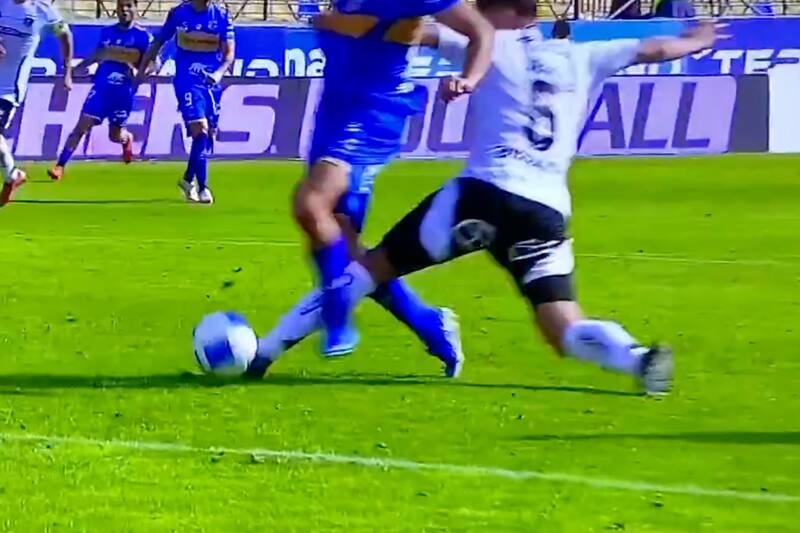 Así fue el polémica penal que le dio el empate a Everton ante Colo Colo.