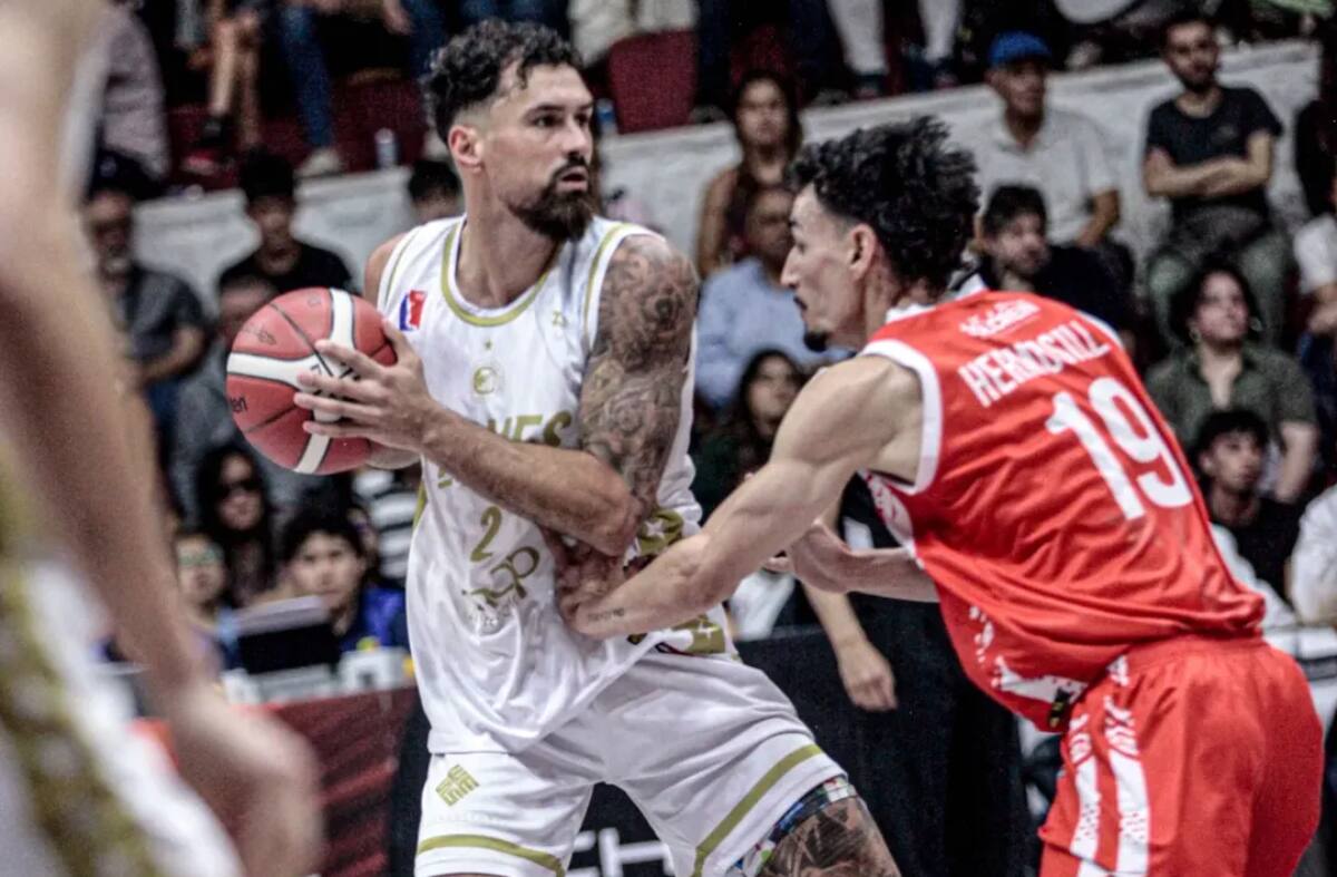 Leones tomó la delantera sobre CD Valdivia, con dos triunfos en casa. Foto: Comunicaciones/@cdclosleones