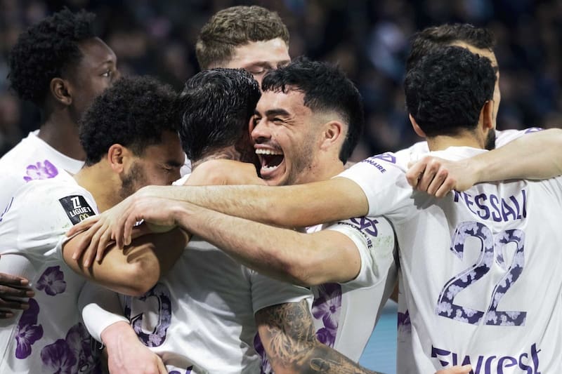 Toulouse FC de Gabriel Suazo lleva exactamente dos meses sin ganar.