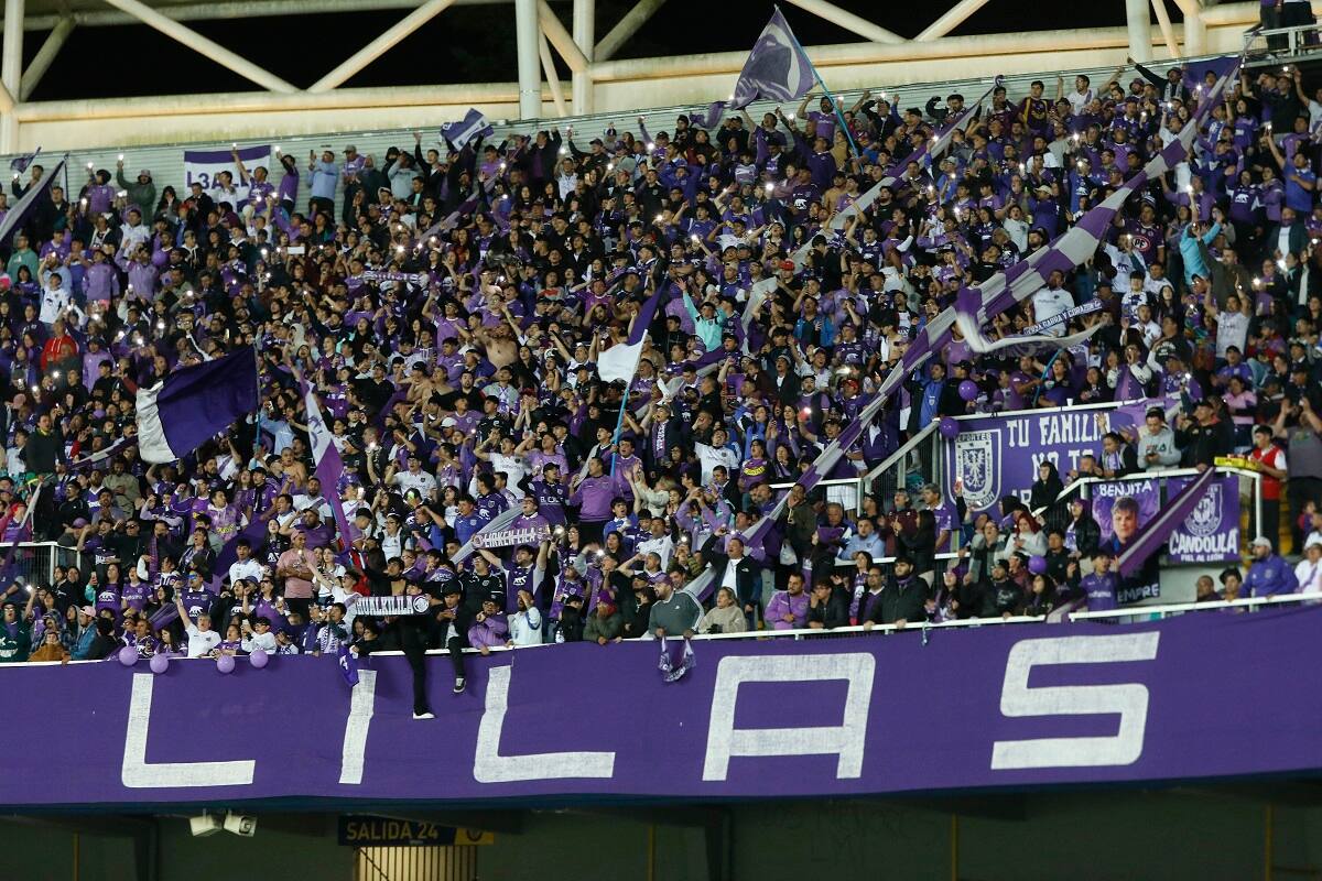 Deportes Concepción tuvo gran asistencia de público en el Ester Roa. Agencia Aton