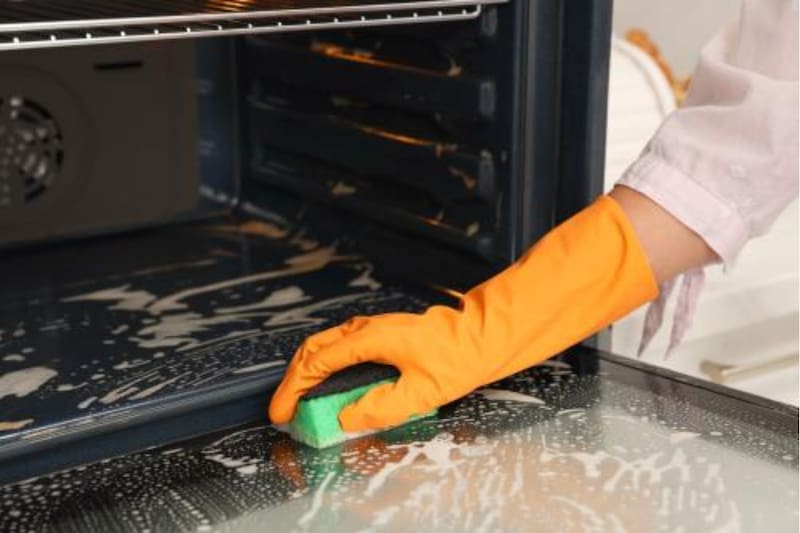 Con solo un ingrediente puedes quitar el mal olor de este electrodoméstico.