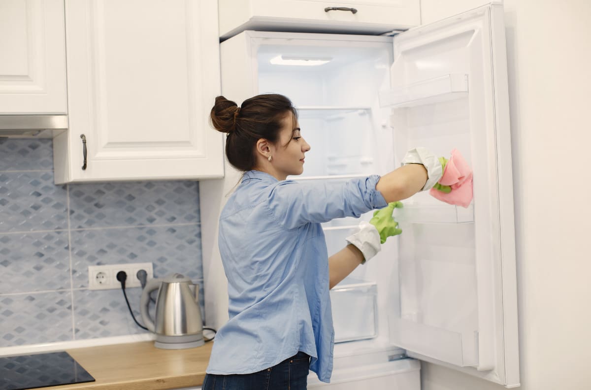Tres trucos caseros para quitar el mal olor del refrigerador definitivamente