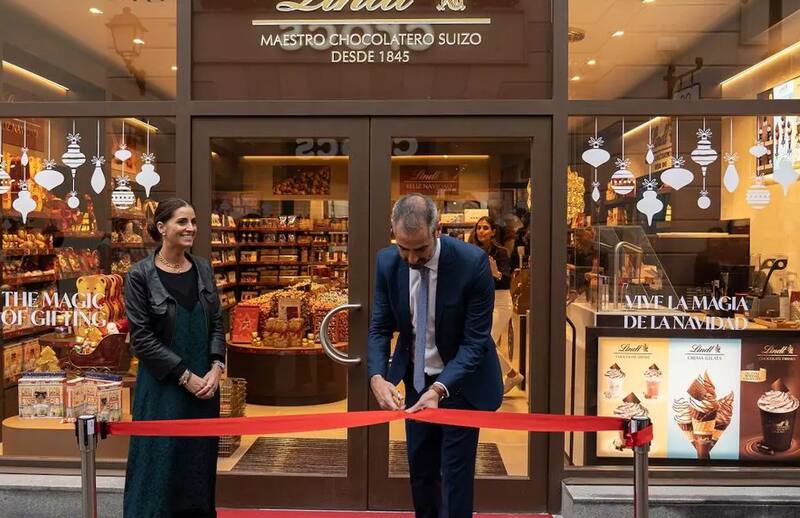 Lindt inaugurará dos tiendas en la Región Metropolitana en octubre y pretende llegar a seis en 2025.
