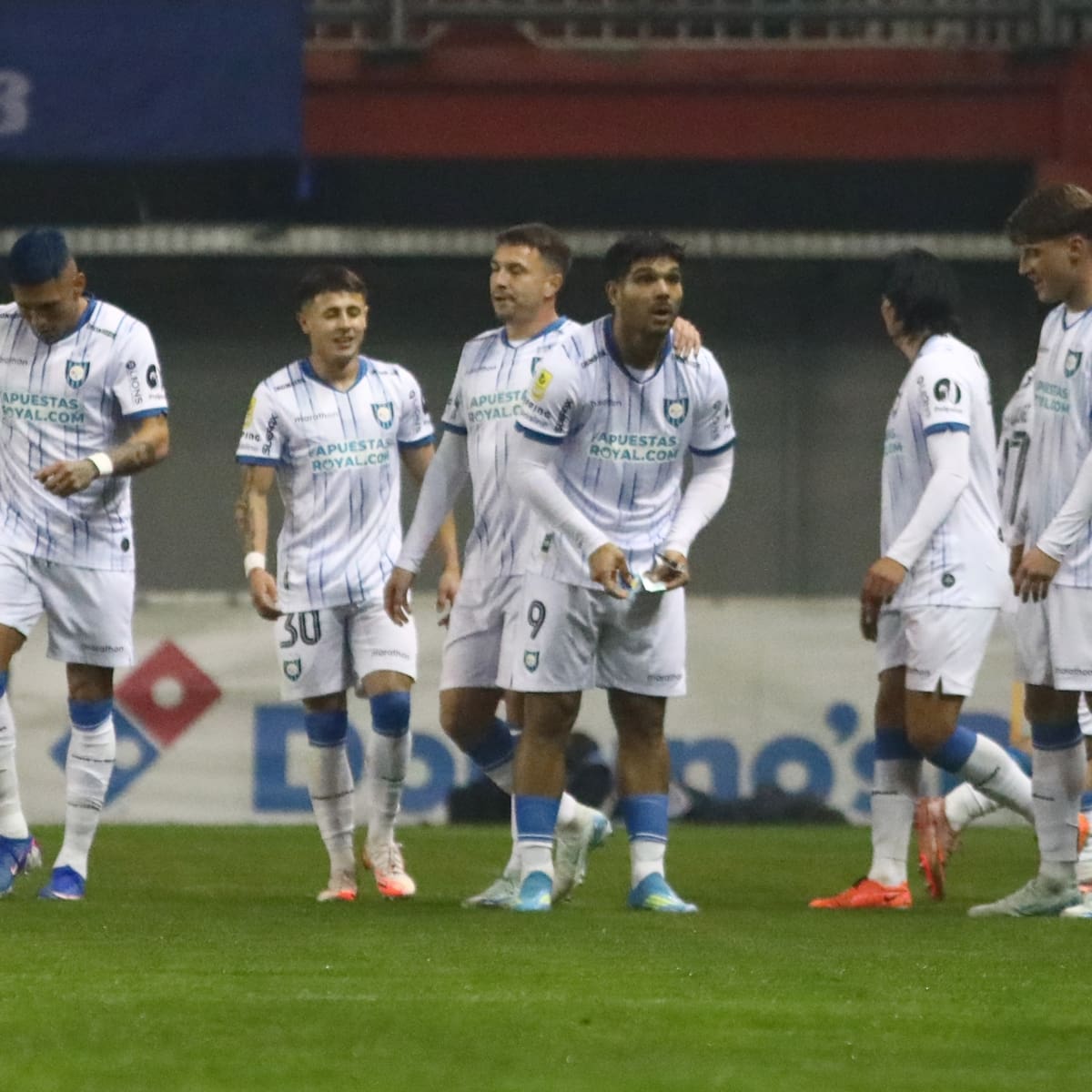 VIDEO | Marcó en la Liga de Primera y celebró abriendo un sobre del Mundial: “Lo tenía de algunos partidos pasados”