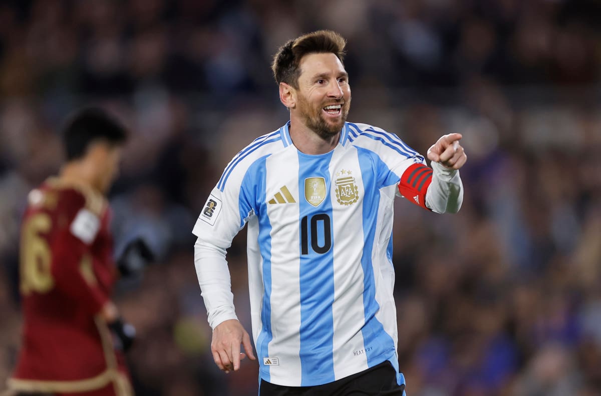 Juegan Argentina, Brasil y dos potencias europeas: dónde ver en Chile los 7 amistosos mundialistas de hoy sábado