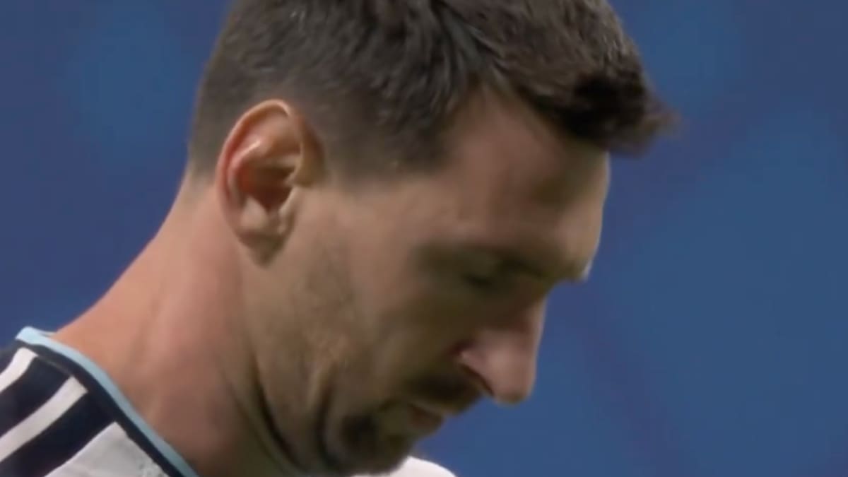 VIDEO | En Argentina no lo pueden creer: el penal fallado por Lionel Messi ante Egipto