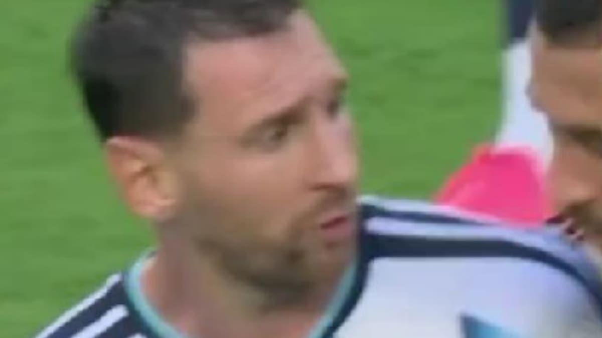 VIDEO | No se vio por TV: el enojo de Lionel Messi con un jugador de Cabo Verde en pleno partido del Mundial
