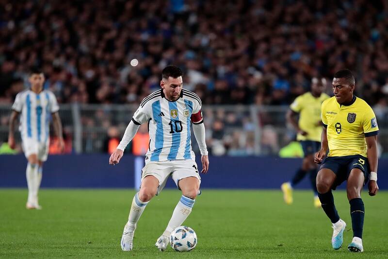 Lionel Messi sería titular en el debut de Argentina en Copa América. EFE