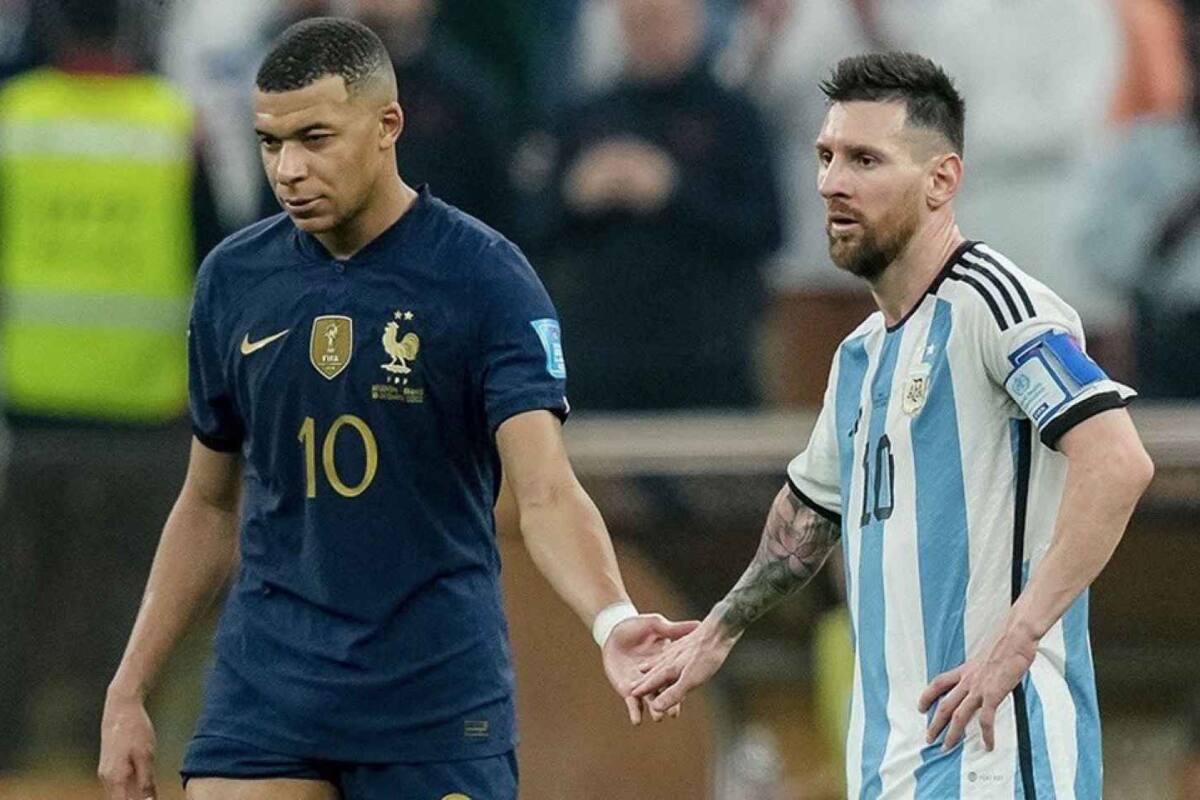 Lionel Messi y Kylian Mbappé jugando por sus respectivos países.