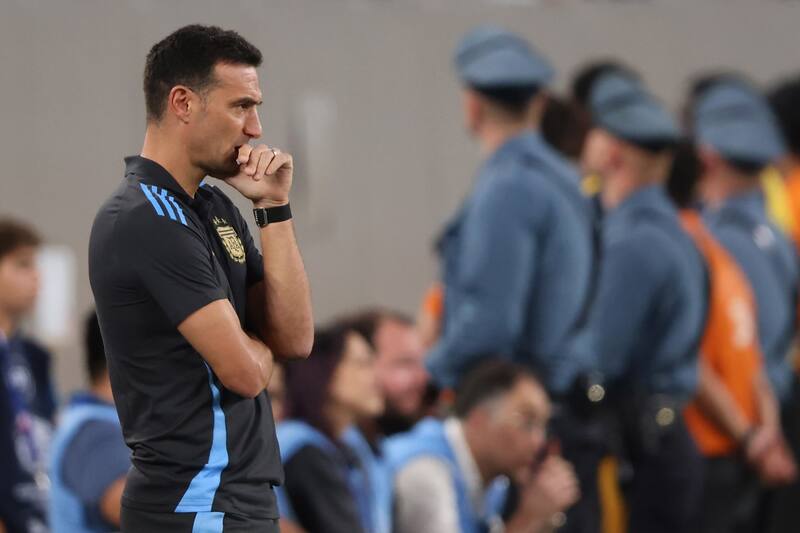 Scaloni tampoco podrá estar en la banca de Argentina. (Foto: EFE)