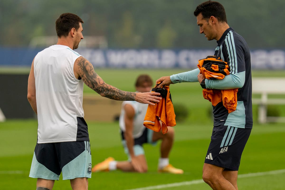 El entrenador tiene dos dudas para la final del Mundial 2026. Foto: EFE.
