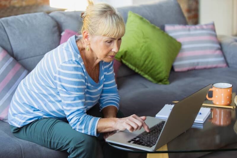 ¿Cómo obtener mi comprobante? Créditos: Freepik