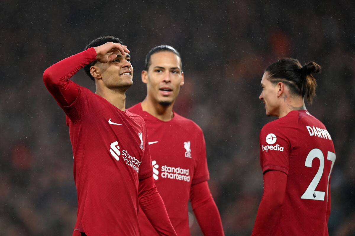 El Liverpool golea a Manchester United en Anfield Road.