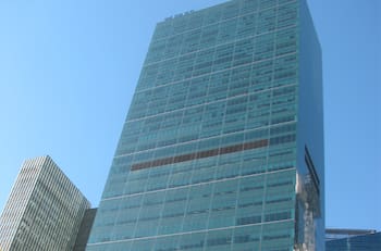 Aprueban llegada de gigantesca compañía internacional de comunicaciones a Chile: Podría buscar comprar Movistar